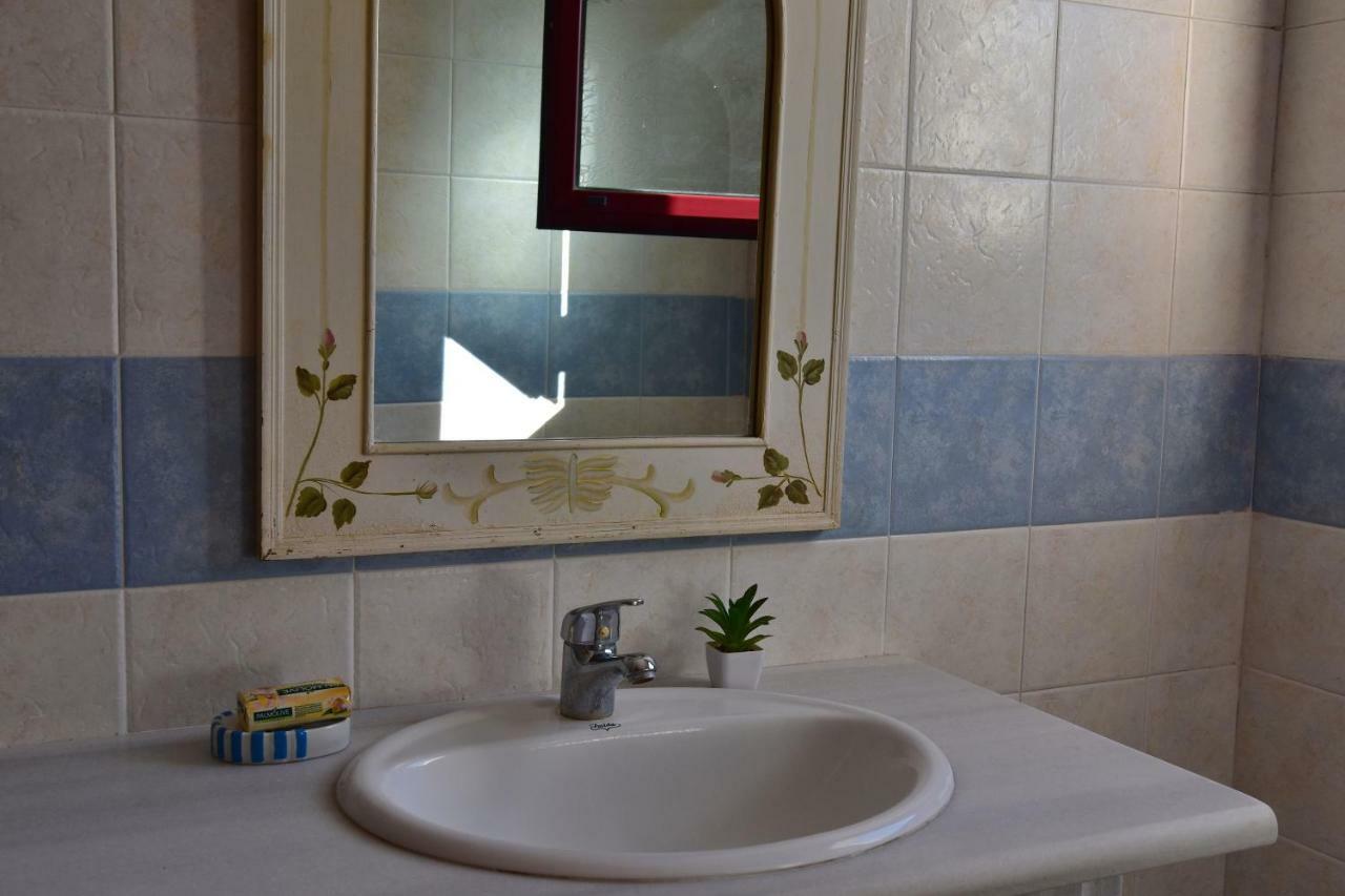 Anais Apartments Megás Limniónas Dış mekan fotoğraf